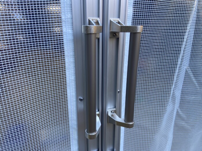 ポール用のアルミ取手